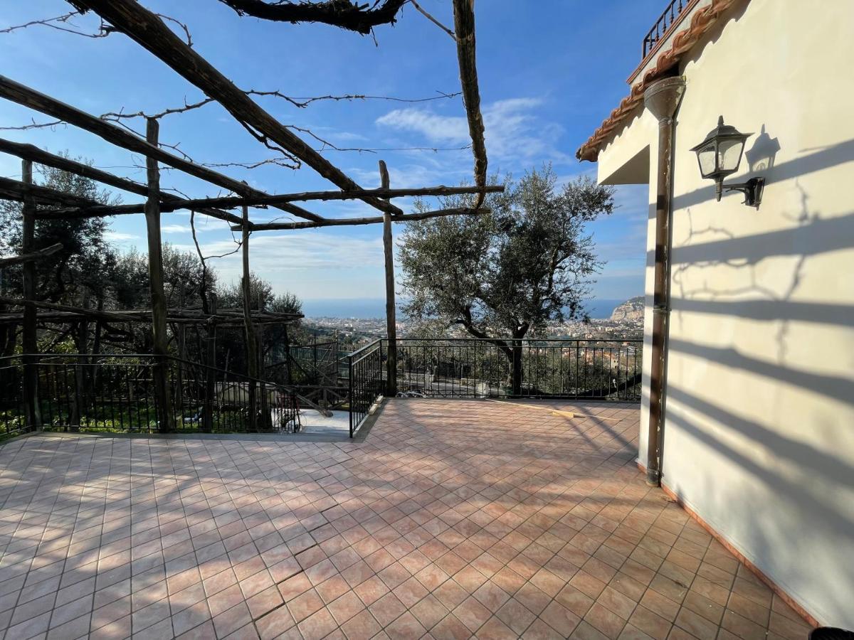 Sky View Villa Piano di Sorrento Bagian luar foto