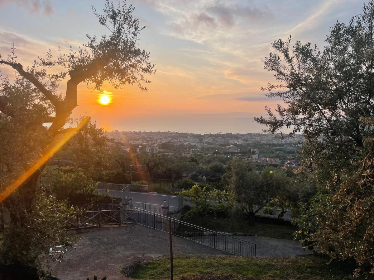 Sky View Villa Piano di Sorrento Bagian luar foto